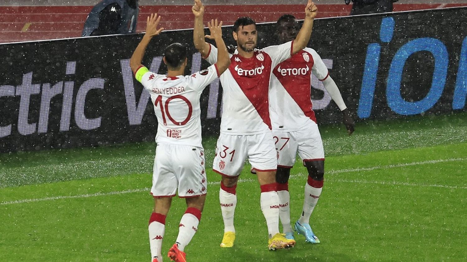 Monaco Etoile Rouge De Belgrade Lasm Dompte Letoile Rouge Et Se Hisse En Seizième De Finale 