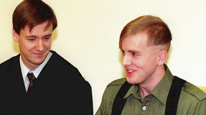 Varg Vikernes (&agrave; dr.) et son avocat&nbsp;John Christian Elden, en 1997. (ROAR VESTAD / NTB SCANPIX)