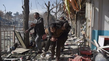 L'attaque à la voiture piégée du 27 janvier 2018 a fait&nbsp;une centaine de morts et plus de 235 blessés à Kaboul en Afghanistan. (WAKIL KOHSAR / AFP)