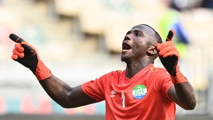 Mohamed Nbalie Kamara avait reçu le titre d'homme du match après sa performance contre l'Algérie, le 11 janvier 2022. (CHARLY TRIBALLEAU / AFP)