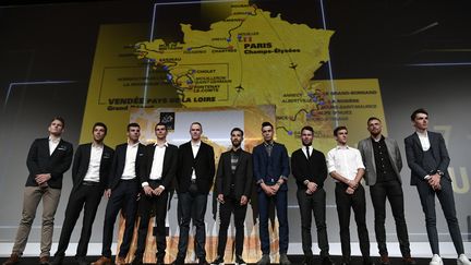 Les coureurs présents à la présentation du Tour de France 2018. (PHILIPPE LOPEZ / AFP)