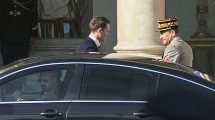 Les chefs des arm&eacute;es arrivent &agrave; l'Elys&eacute;e pour le conseil de d&eacute;fense le 24 juin 2015; (GEOFFROY VAN DER HASSELT / ANADOLU AGENCY)