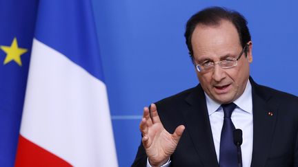 Fran&ccedil;ois Hollande lors d'un sommet europ&eacute;en, le 22 mai&nbsp;2013, &agrave; Bruxelles. (© FRANCOIS LENOIR / REUTERS / X01164)