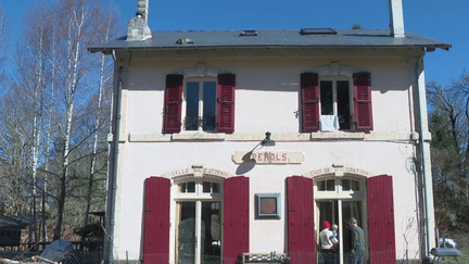 Corrèze : ils habitent dans une gare encore en activité (France 3)