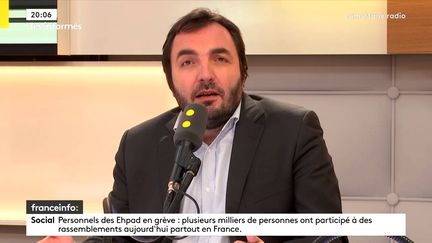 Vincent Trémolet, rédacteur en chef des pages Débats Opinions du Figaro et du Figarovox, dans les Informés de franceinfo, le 30 janvier 2018. (FRANCEINFO / RADIOFRANCE)