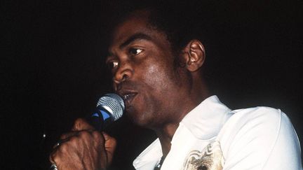 Fela Kuti au Casino de Paris en 1984.
 (GOUDENEICHE/SIPA)