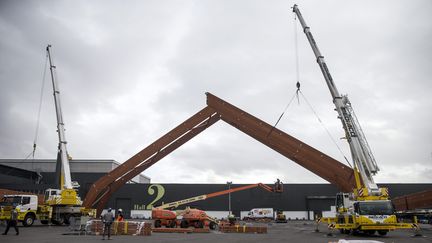 L'Œil du 20H : un chantier de la COP21 utilise des travailleurs détachés