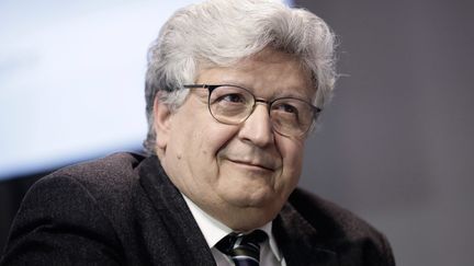 Elie Cohen, lors d'un sommet sur l'économie en décembre 2014.&nbsp; (VINCENT ISORE / MAXPPP)