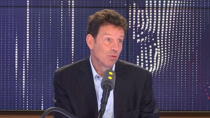 Geoffroy Roux de Bézieux, président du Medef, était l'invité de franceinfo le 17 juin 2019 (FRANCEINFO / RADIOFRANCE)