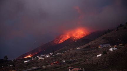 Éruption aux Canaries : les habitants apprennent à vivre avec un Cumbre Vieja en ébullition