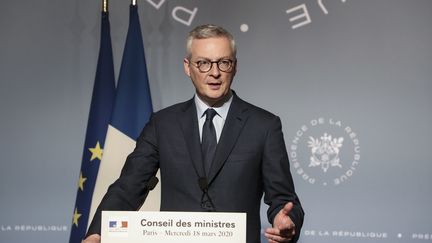 Le ministre de l'Économie et des Finances Bruno Le Maire, après le conseil des ministres, le 18 mars 2020. (LUDOVIC MARIN / POOL)