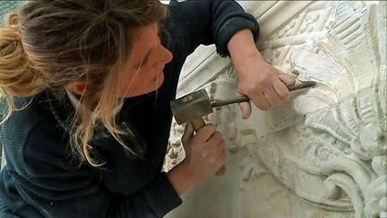 Jenny Peter, tailleuse de pierres (F. Jobard / France Télévisions)