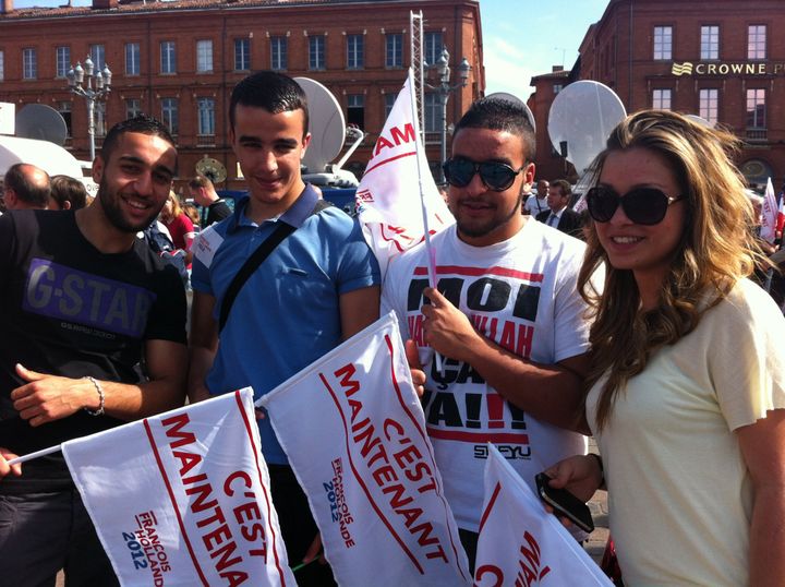 Partisans de François Hollande, place du Capitole, à Toulouse (PM)