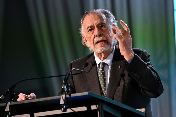 Francis Ford Coppola s'exprime sur scène lors du gala 2024 de la Fondation Captain Planet à Flourish Atlanta, le 16 mars 2024, à Atlanta, en Géorgie, aux États-Unis. (DEREK WHITE / GETTY IMAGES NORTH AMERICA / AFP)