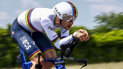 Filippo Ganna lors de la dernière étape du Giro, le 30 mai 2021. (LUCA BETTINI / AFP)