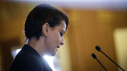  (En voulant favoriser la mixité sociale dans les collèges, Najat Vallaud-Belkacem sait qu'elle marche sur des œufs... © MaxPPP)