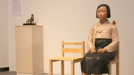 La statue d'une "femme de réconfort" de l'exposition "Après la liberté d'expression ?". L'exposition a été fermée après des protestations et menaces.&nbsp; (SATOSHI OGA / YOMIURI)