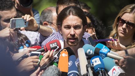 Le secrétaire général du parti anti-austérité Podemos, Pablo Iglesias,&nbsp;donne une conférence de presse&nbsp;à Madrid, en Espagne, dimanche 26 juin 2016.&nbsp; (CITIZENSIDE/ALVARO MINGUITO / CITIZENSIDE)