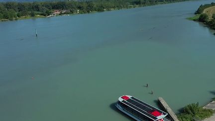 Savoie : Le Lac du Bourget, un joyau au cœur de la montagne