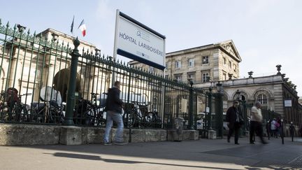 L'hôpital Lariboisière de Paris, le 11 octobre 2016. (ETIENNE LAURENT / EPA / MAXPPP)