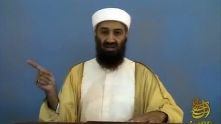 Oussama Ben Laden dans une vid&eacute;o publi&eacute;e par le Pengatone&nbsp;5 jours apr&egrave;s sa mort,&nbsp;le 7 mai 2011. (REUTERS / PENTAGON)