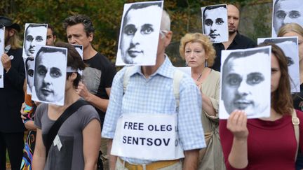 Manifestation devant l'ambassade de Russie à Prague en août 2018
 (Michal CIZEK / AFP)