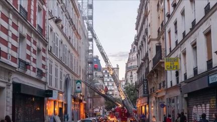 Un dramatique incendie a fait trois morts tôt samedi 22 juin, dans le XIe arrondissement de Paris. (FRANCE 3)