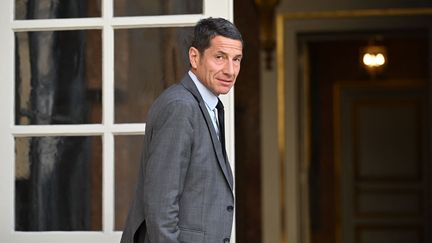 David Lisnard, maire de Cannes, à l'hôtel Matignon le 17 mai 2023. (EMMANUEL DUNAND / AFP)