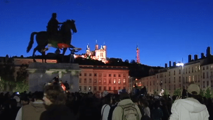 Lyon à la tombée de la nuit le 6 mai (FTV)