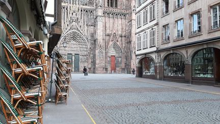 Le parvis de la cathédrale de Strasbourg lundi 16 mars 2020. (CORINNE FUGLER / FRANCE-BLEU ALSACE (+ FB ELSASS))