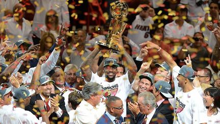 LeBron James et tout le Heat s'enflamment après leur victoire en finale