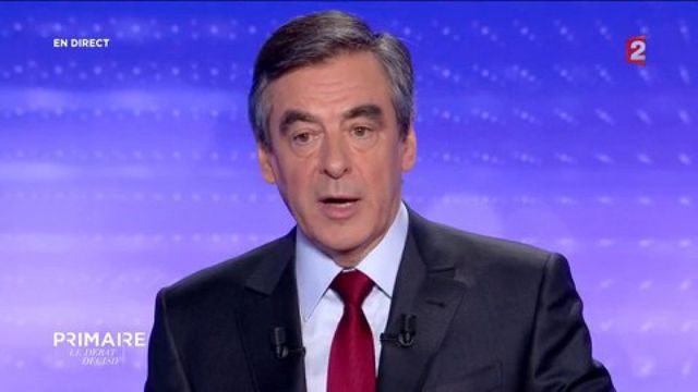 Fillon dénonce un débat "spectacle"