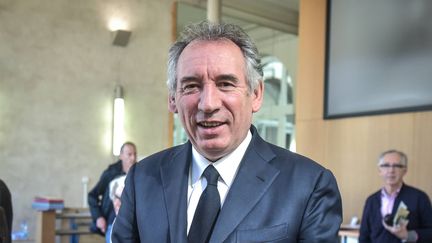 Alors qu'Emmanuel Macron avait annoncé son intention de réformer le droit du travail, "dès l'été", par ordonnances, François Bayrou, qui l'a soutenu, a appelé au dialogue sur cette question lundi 8 mai sur franceinfo (MAXPPP)