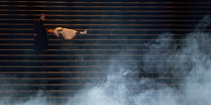 Alwyn Mellor et Egels Silins
 (Opéra national de Paris / Elena Habiner)