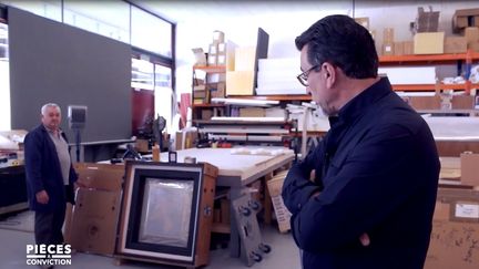 "Pièces à conviction".&nbsp;Dans le port franc de Genève, emballage sur mesure pour œuvres d'art inestimables (Pièces à conviction/France 3)