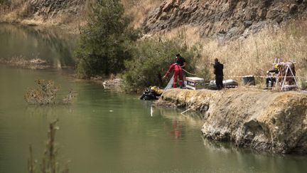 Les recherches se concentrent sur le village de&nbsp;Xyliantos (Chypre), vendredi 26 avril 2019.&nbsp; (IAKOVOS HATZISTAVROU / AFP)