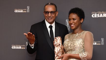 Abderrhamane Sissako et sa femme&nbsp;Kessen Tall, cosc&eacute;naristes de "Timbuktu", le 20 f&eacute;vrier 2015. (MARTIN BUREAU / AFP)