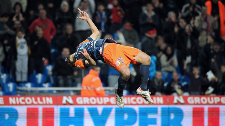 La joie du milieu de terrain Youn&egrave;s Belhanda, apr&egrave;s la large victoire de son &eacute;quipe face &agrave; Bastia (4-0), le 15 d&eacute;cembre 2012.&nbsp; (SYLVAIN THOMAS / AFP)