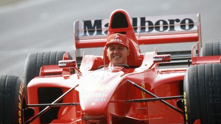 &nbsp;L'Allemand&nbsp;Michael Schumacher, lors de la&nbsp;saison 1998, chez Ferrari. (AUGENKLICK / FIRO SPORTPHOTO / AFP)