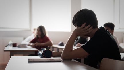 Des enfants atteints de troubles du neuro-développement, le 2 septembre 2022 à Bordeaux (Gironde). (PHILIPPE LOPEZ / AFP)