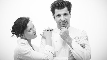 Fanny Rey, cheffe étoilée, et son mari Jonathan Wahid, champion de France des desserts, installés à Saint-Rémy-de-Provence. (L'AUBERGE DE SAINT-REMY / SÉBASTIEN AUBLANC)