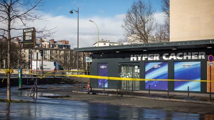 L'Hyper Cacher porte de Vincennes à Paris, le 14 janvier 2015. (MICHAEL BUNEL / NURPHOTO / AFP)