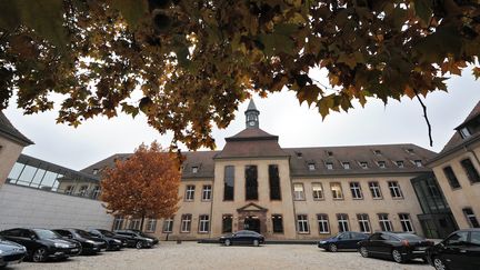 Vue de la cour intérieure de l'Ecole Nationale d'Administration en 2011.&nbsp; (PATRICK HERTZOG / AFP)