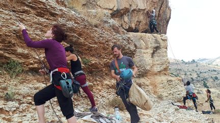 Plusieurs sites et deux salles ont été équipés pour la grimpe à Ramallah et Bethlehem. Un club organise régulièrement des sorties de groupe. (ETIENNE MONIN / RADIO FRANCE)