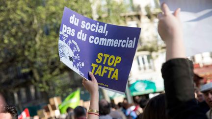 &nbsp; (Paris le 18 avril 2015. Journée internationale d'action anti TAFTA © IP3 PRESS/MAXPPP)