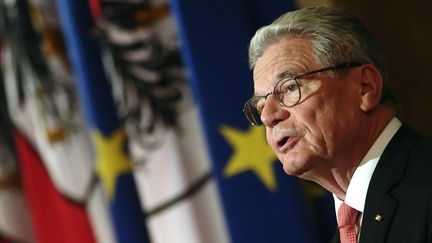 Le president allemand Joachim Gauck d&eacute;livre un discours &agrave; Vienne en Autriche, le 27 avril 2015. (HEINZ-PETER BADER / REUTERS)