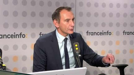 Le député Laurent Jacobelli, porte-parole du RN et vice-président du groupe à l'Assemblée nationale, sur franceinfo le 25 septembre 2024. (FRANCE INFO / RADIOFRANCE)