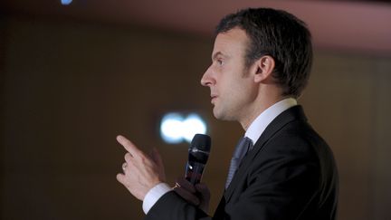 Le ministre de l'Economie Emmanuel Macron, le 5 mars 2015, &agrave; Paris. (ERIC PIERMONT / AFP)