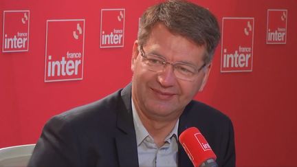 Patrice Vergriete, ministre délégué chargé des Transports, invité sur France Inter le 9 août 2024. (FRANCE INTER / RADIO FRANCE)