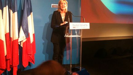 Marine Le Pen se définit comme la candidate de la rupture patriotique (DR)